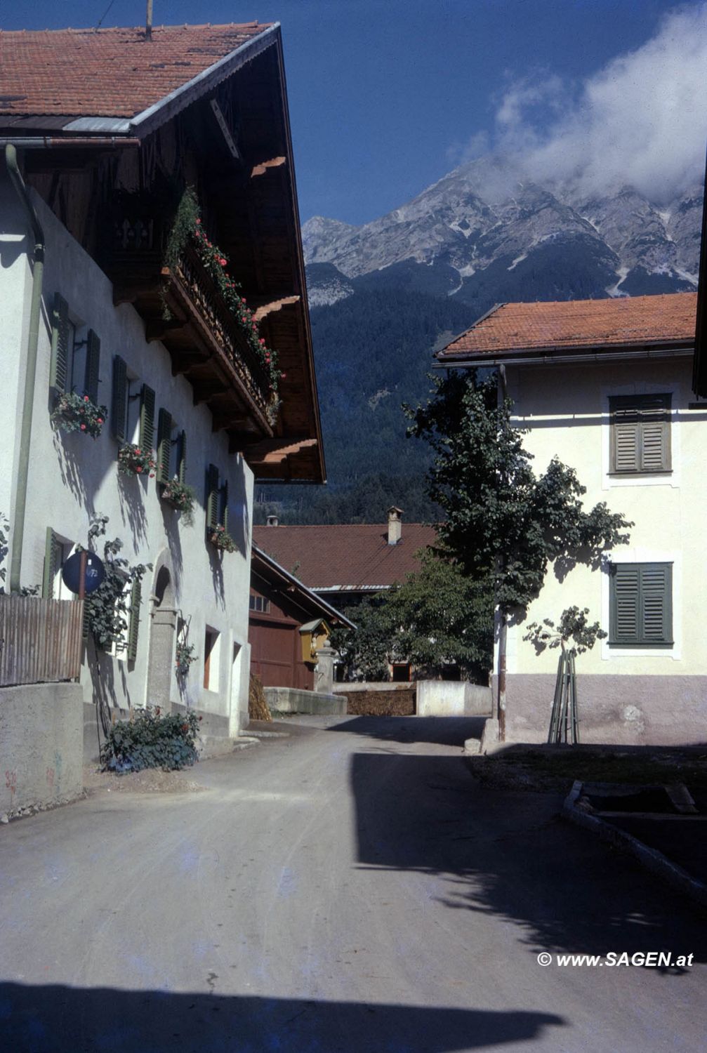 Thaur, Gasse um 1980