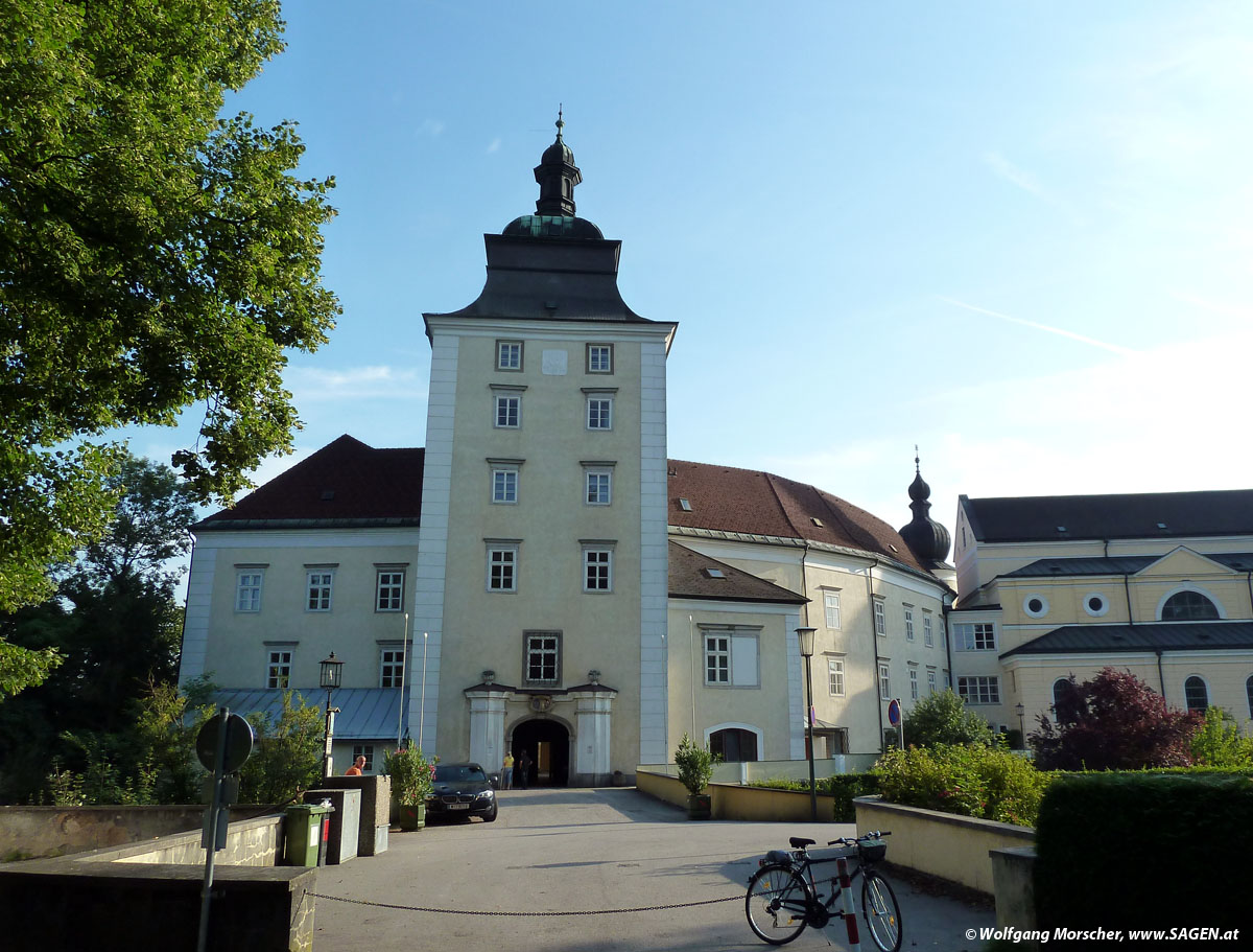 Torturm Kloster Schloss Puchheim