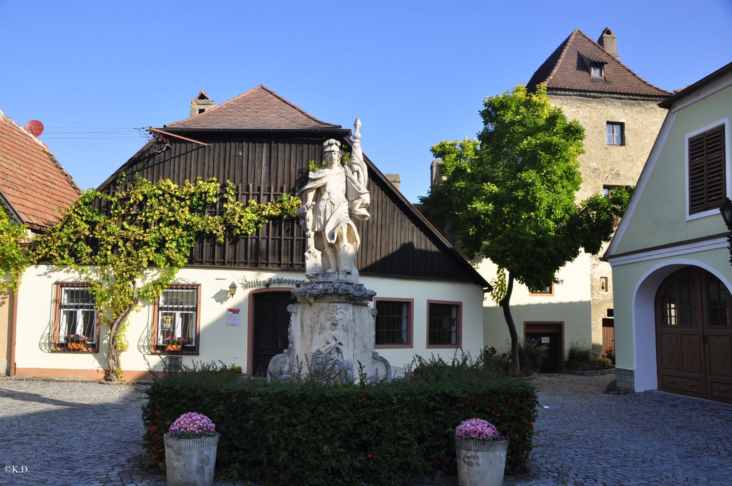 Traismauer (NÖ) - Hungerturm und Schmiedhaus