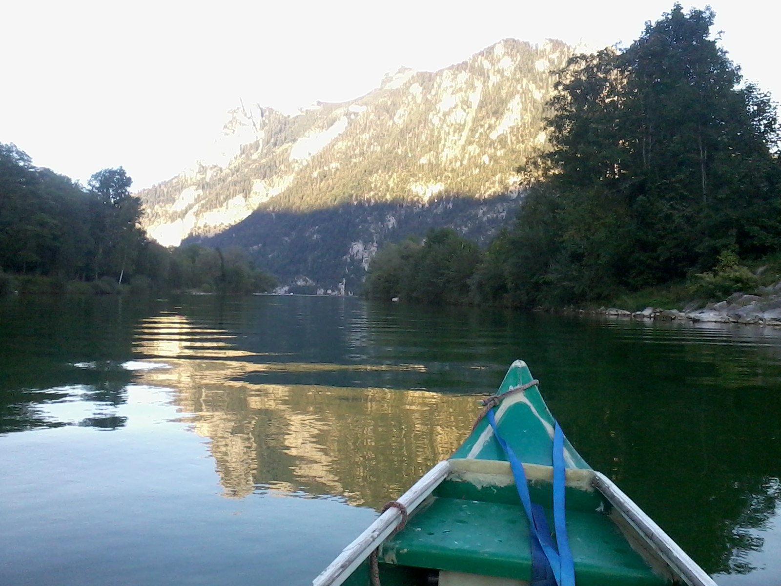 Traun Mündung in den Traunsee bei Ebensee