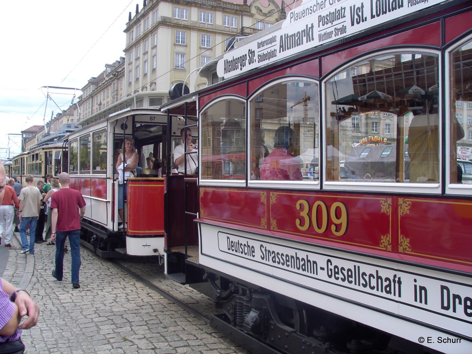 Triebwagen 309 und Beiwagen 87