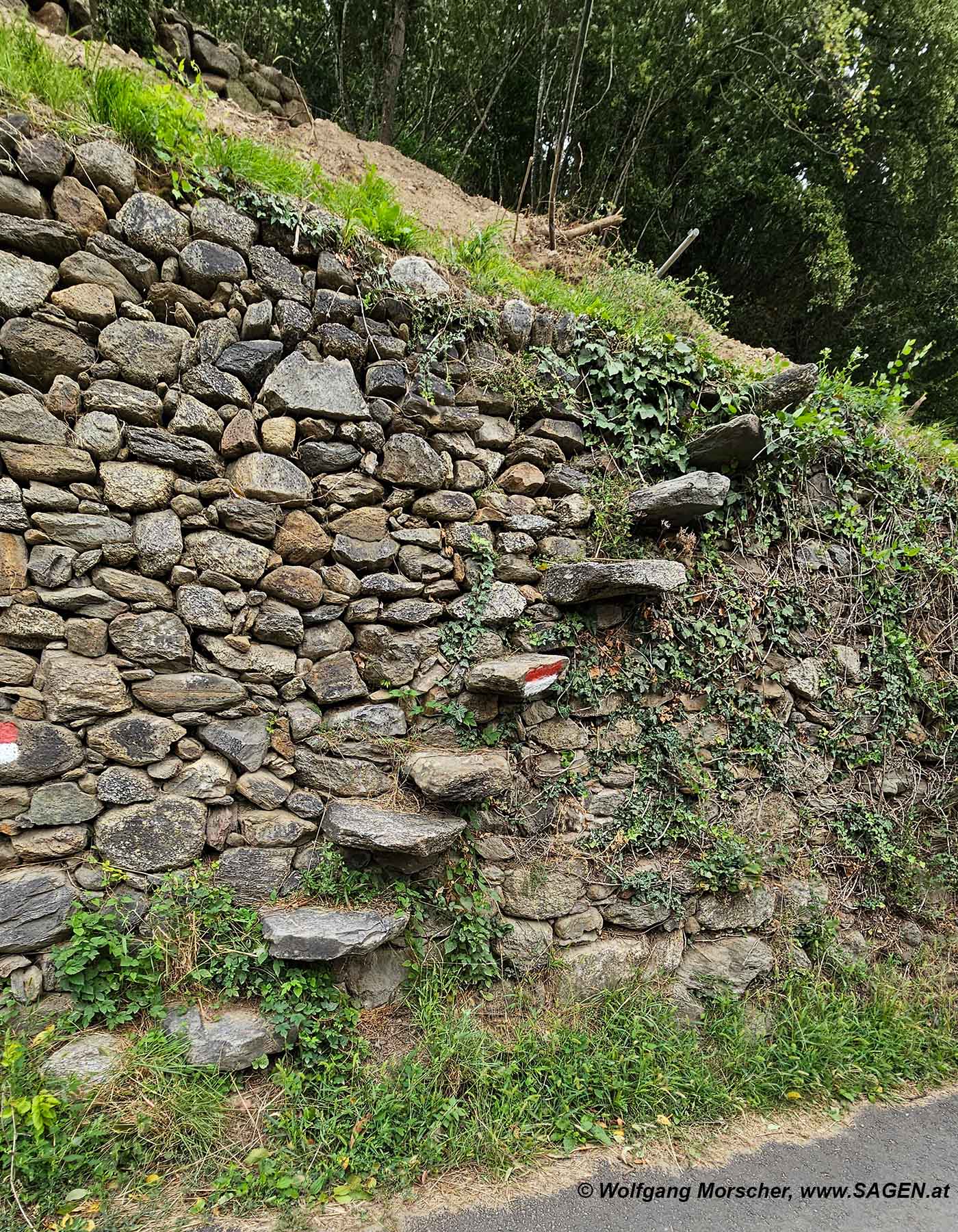 Trockensteinmauer Vinschgau