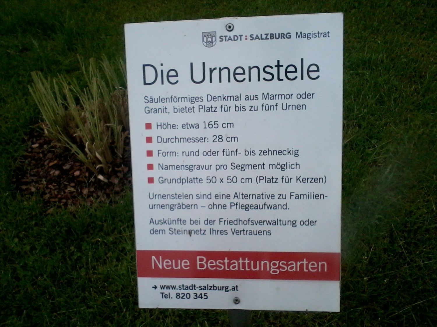 Urnenstele 2