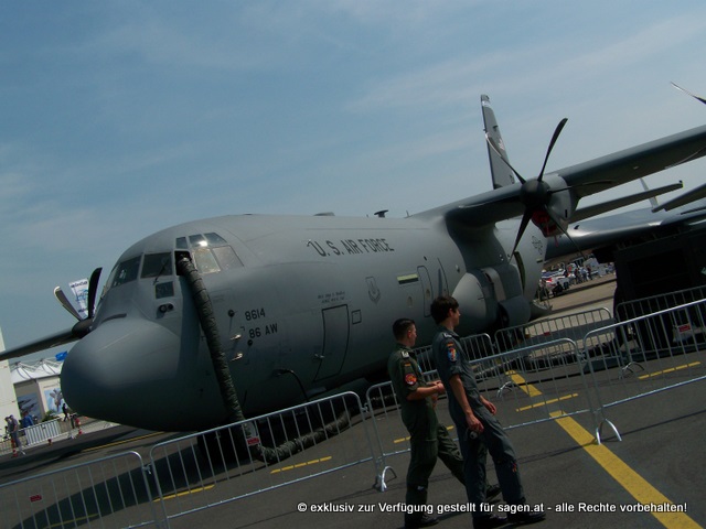 US Air Force - Turboprop-Transporter