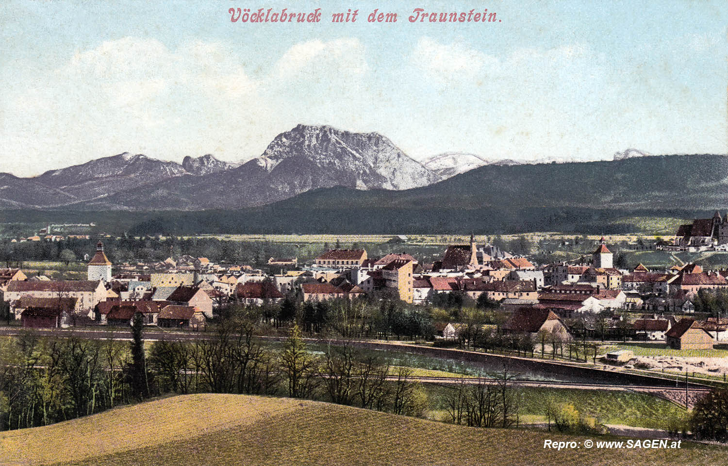 Vöcklabruck mit dem Traunstein 1908