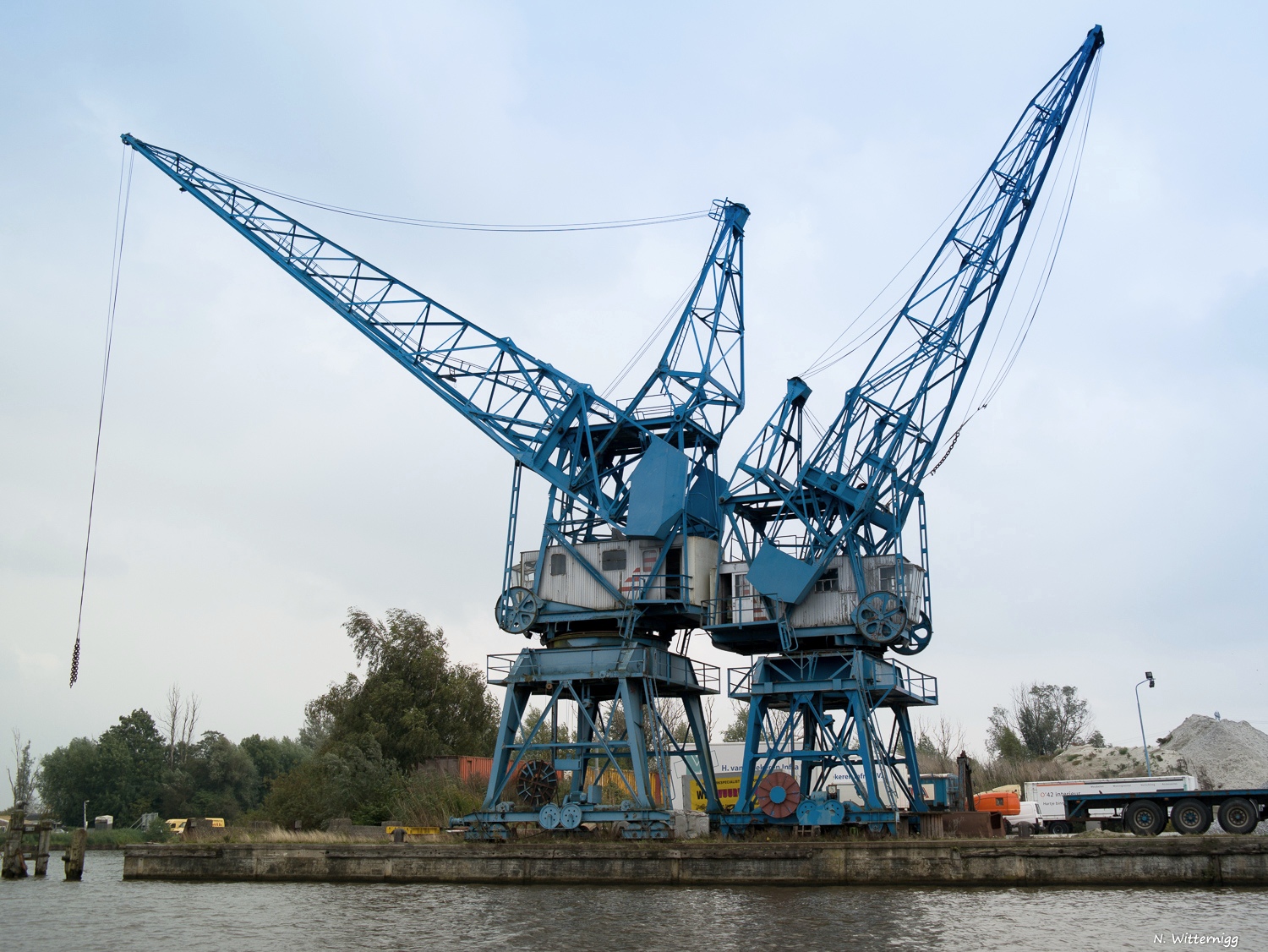 Verladekräne im Hafen