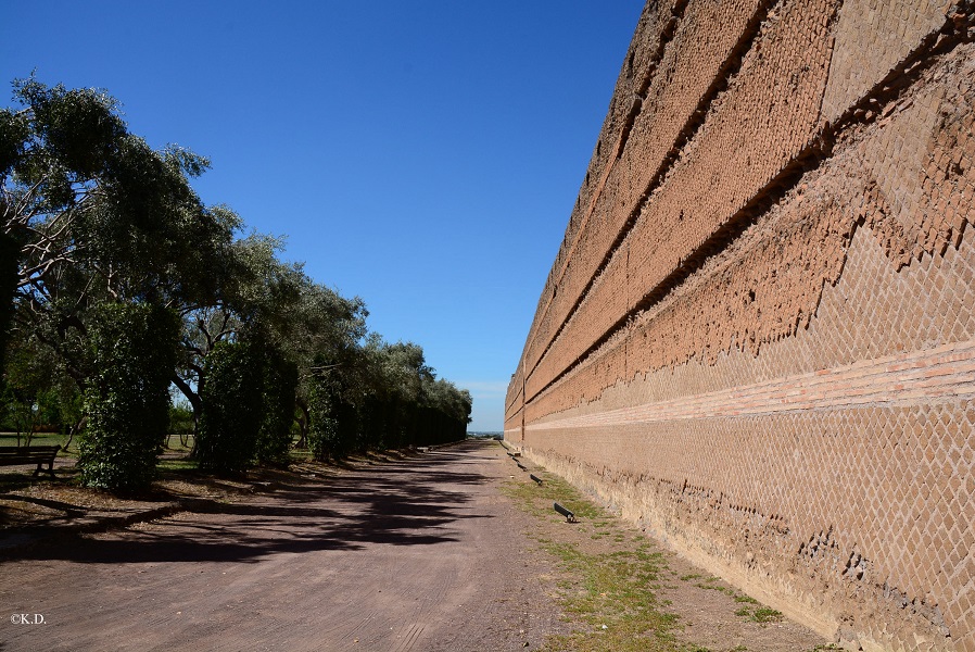 Villa Adriana (Tivoli ) - Große Mauer