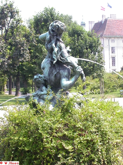 Volksgarten Nymphenbrunnen