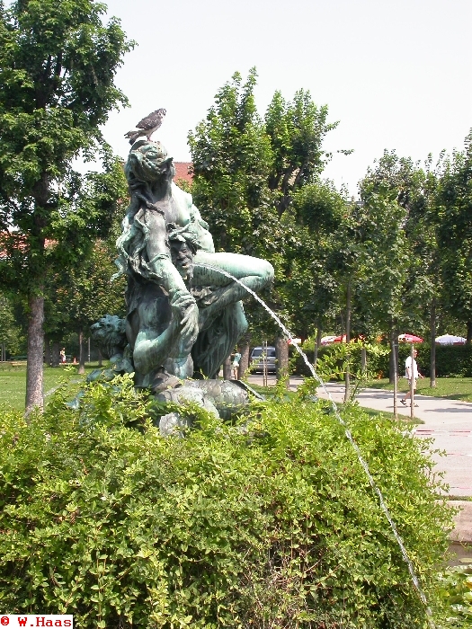 Volksgarten Nymphenbrunnen