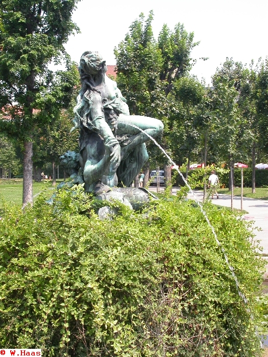 Volksgarten Nymphenbrunnen