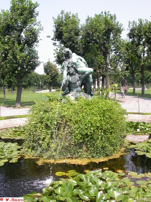 Volksgarten Nymphenbrunnen