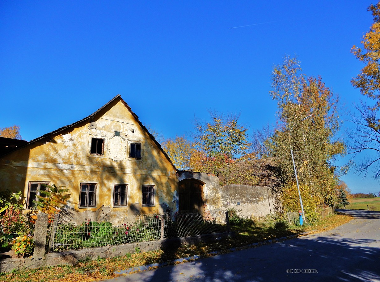 Waldviertler Dreiseithof in Weissenalbern