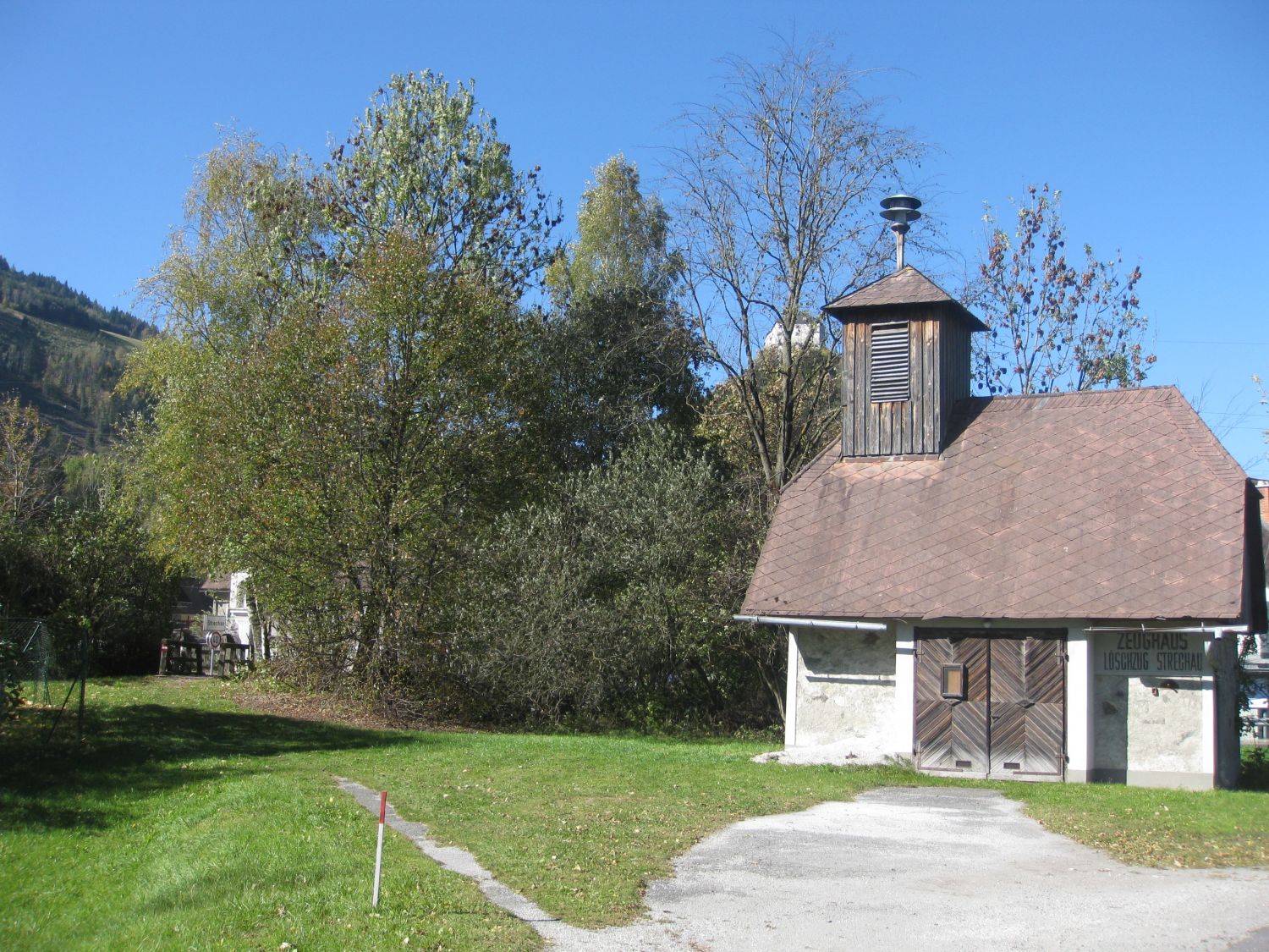 Wanderweg zur Burg Strechau