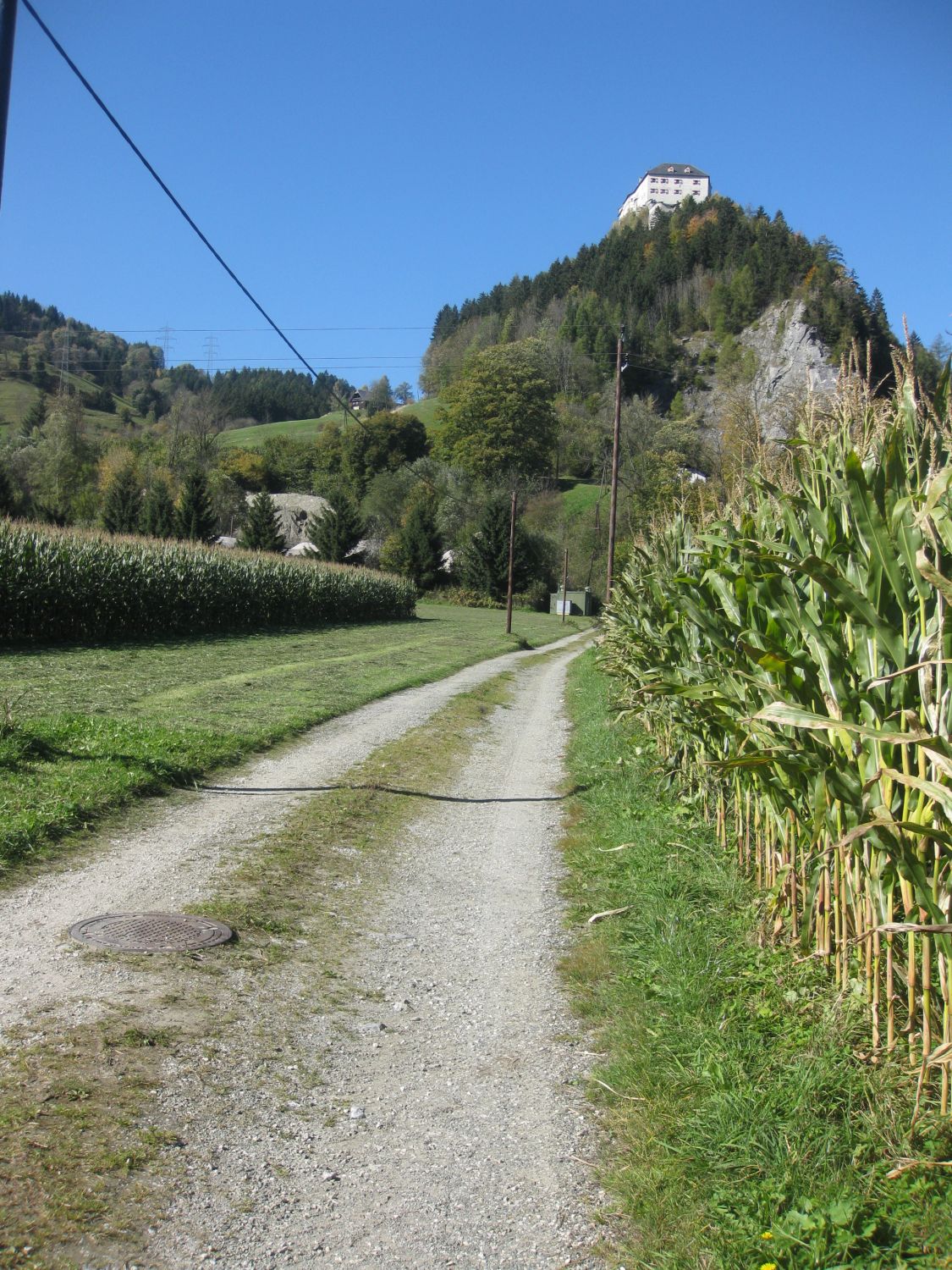 Wanderweg zur Burg Strechau