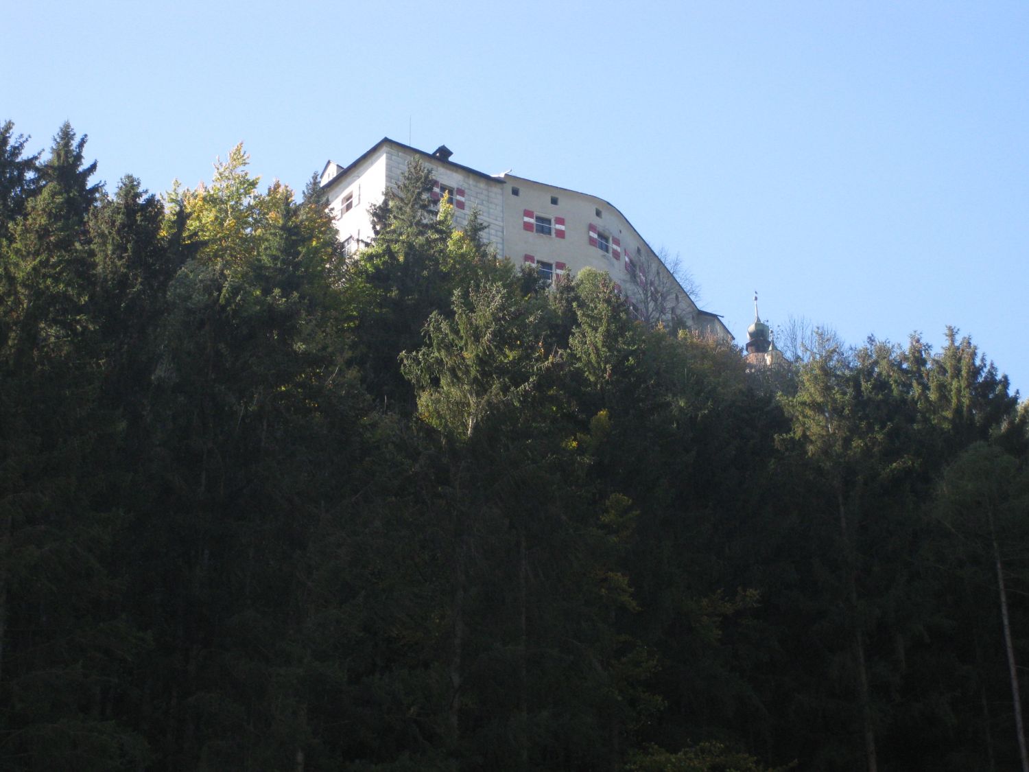 Wanderweg zur Burg Strechau