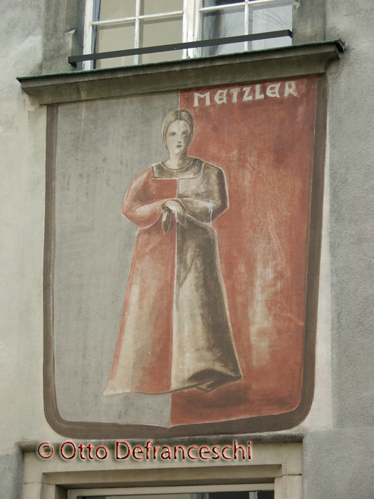 Wappen der Familie Metzler am Rathaus von Feldkirch