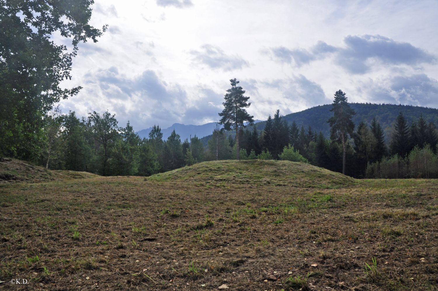 Warmbad Villach - Hügelgräber auf der Napoleonwiese