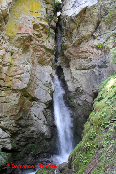 Wasserfall in der Klamm (Schloss Klamm, Mötz)