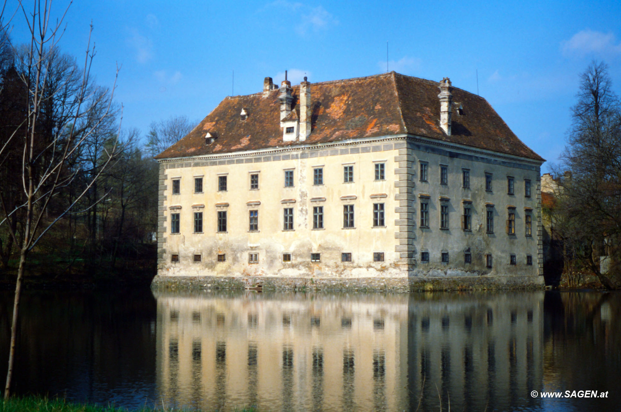 Wasserschloss Brunn am Wald