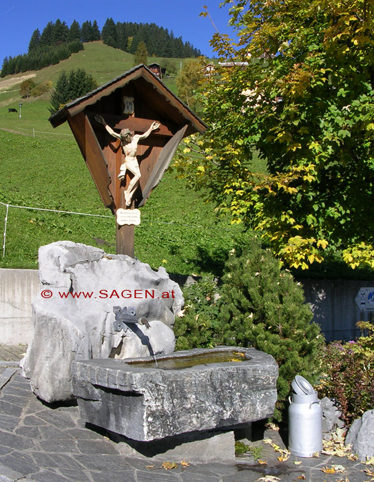 Wegkreuz in Fontanella, Grosswalsertal