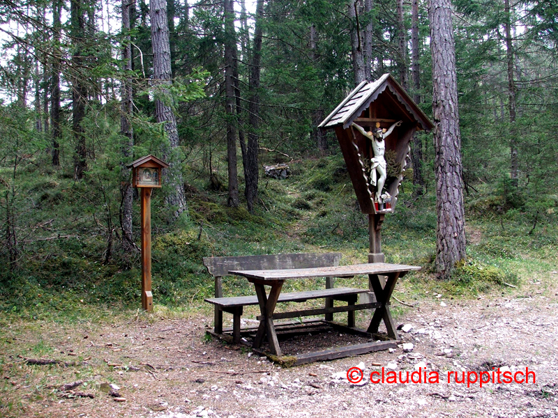 wegkreuz in wildermieming