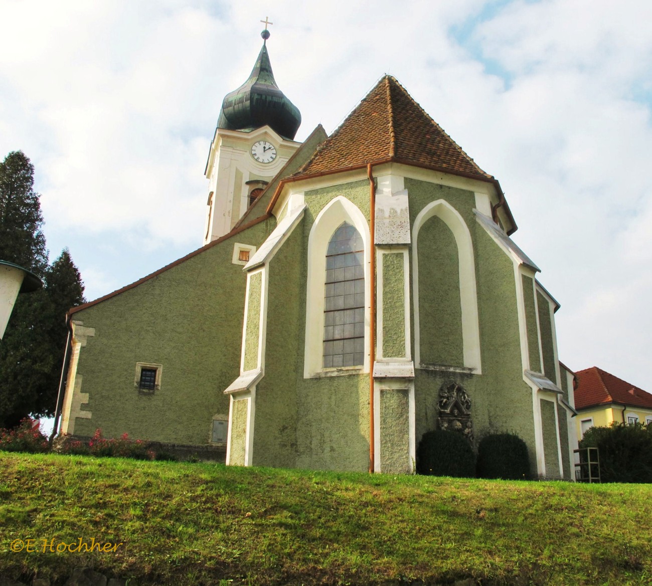 Wehr- und Pfarrkirche Gottsdorf an der Donau