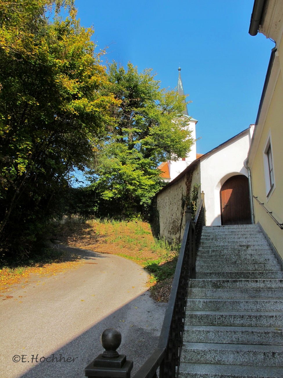 Wehrgang zur Kirche Haunoldstein