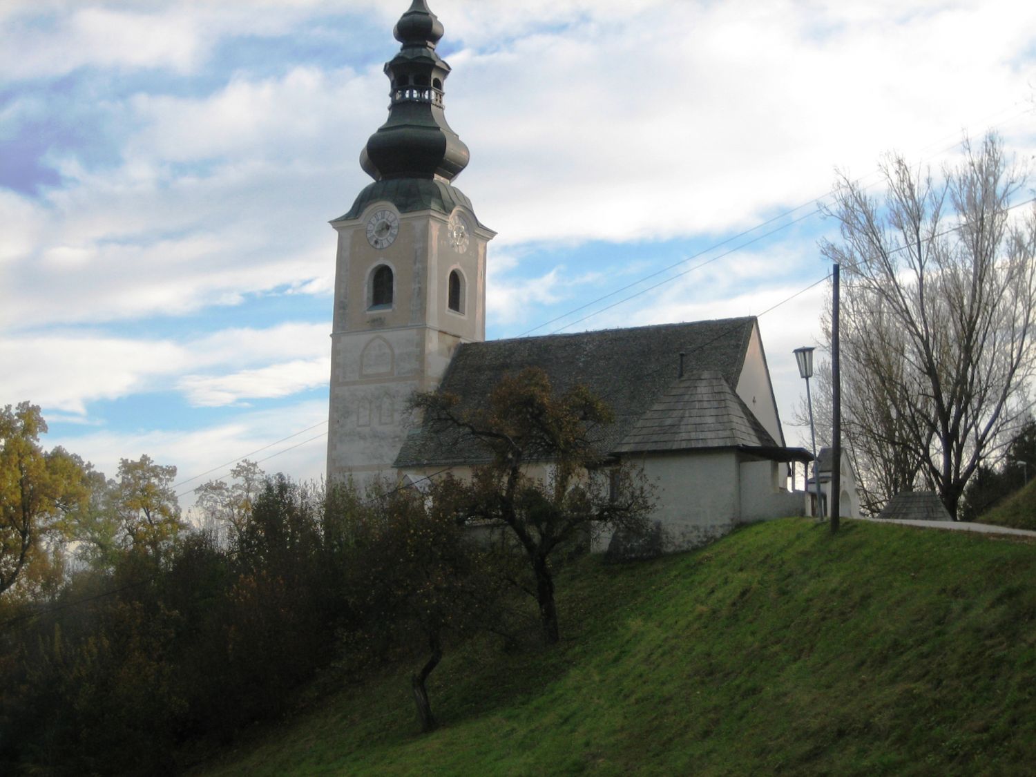 Wehrkirche St. Stefan am Krappfeld (K) von Norden.