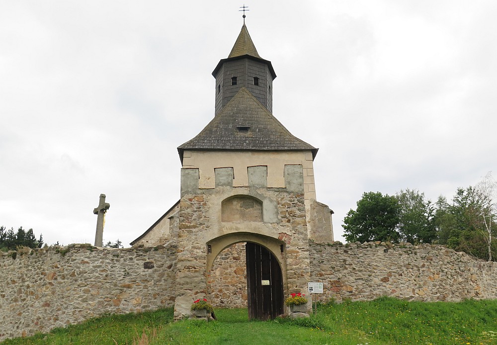 Wehrkirchenanlage in Kleinzwettl