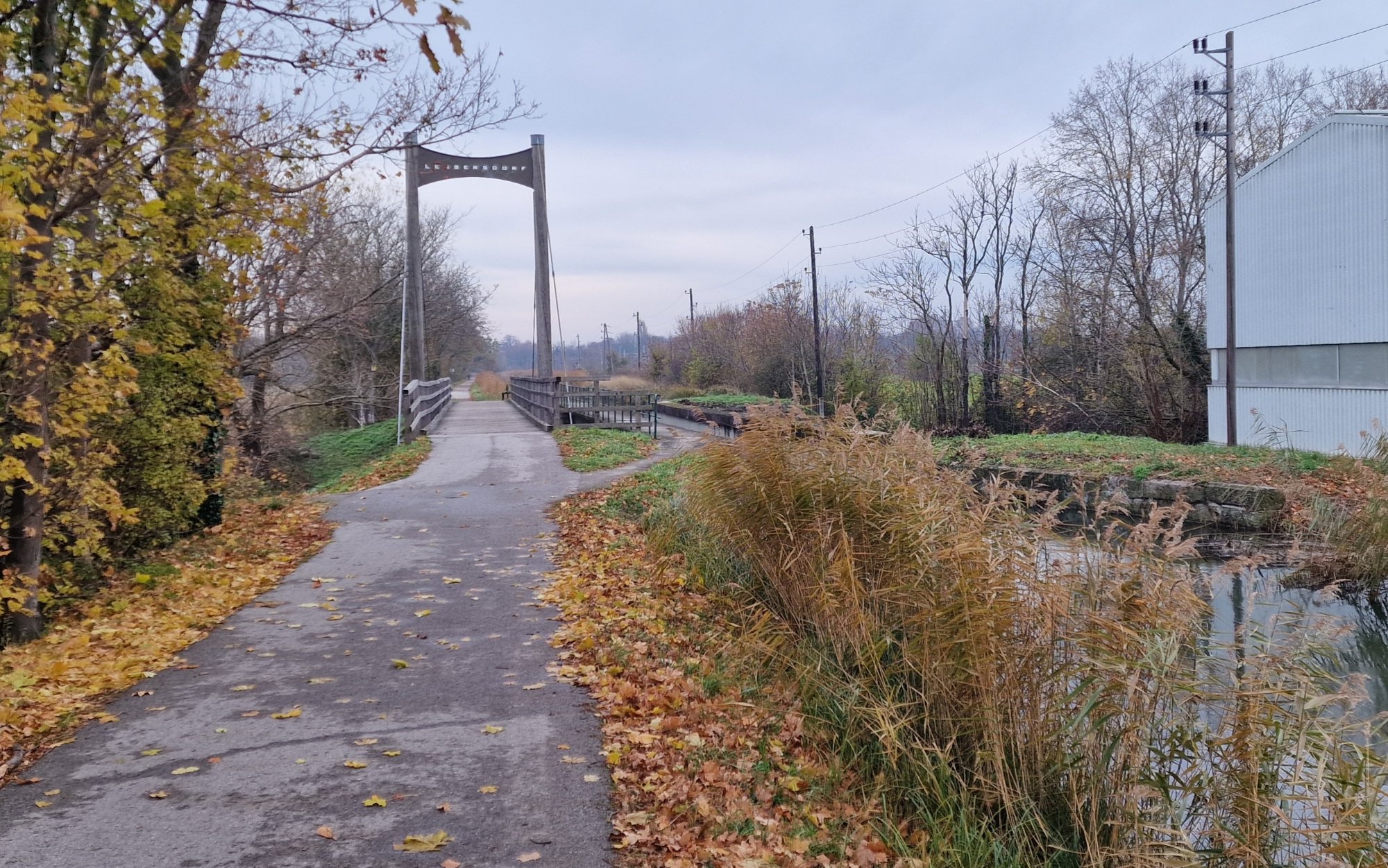 Wiener Neustädter Kanal bei Leobersdorf