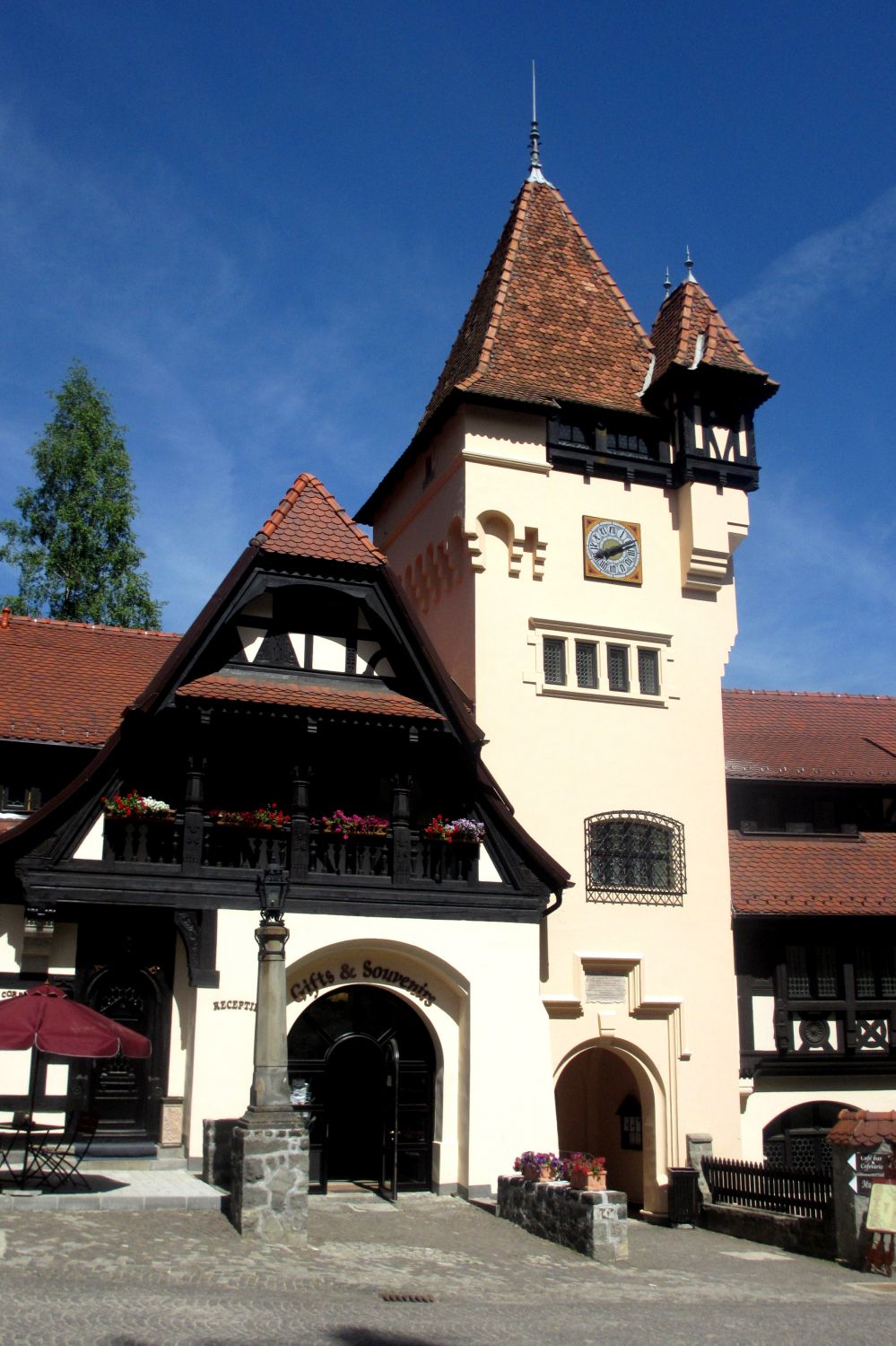 Wirtschaftsgebäude beim Schloss Peles, Sinaia- Walachei