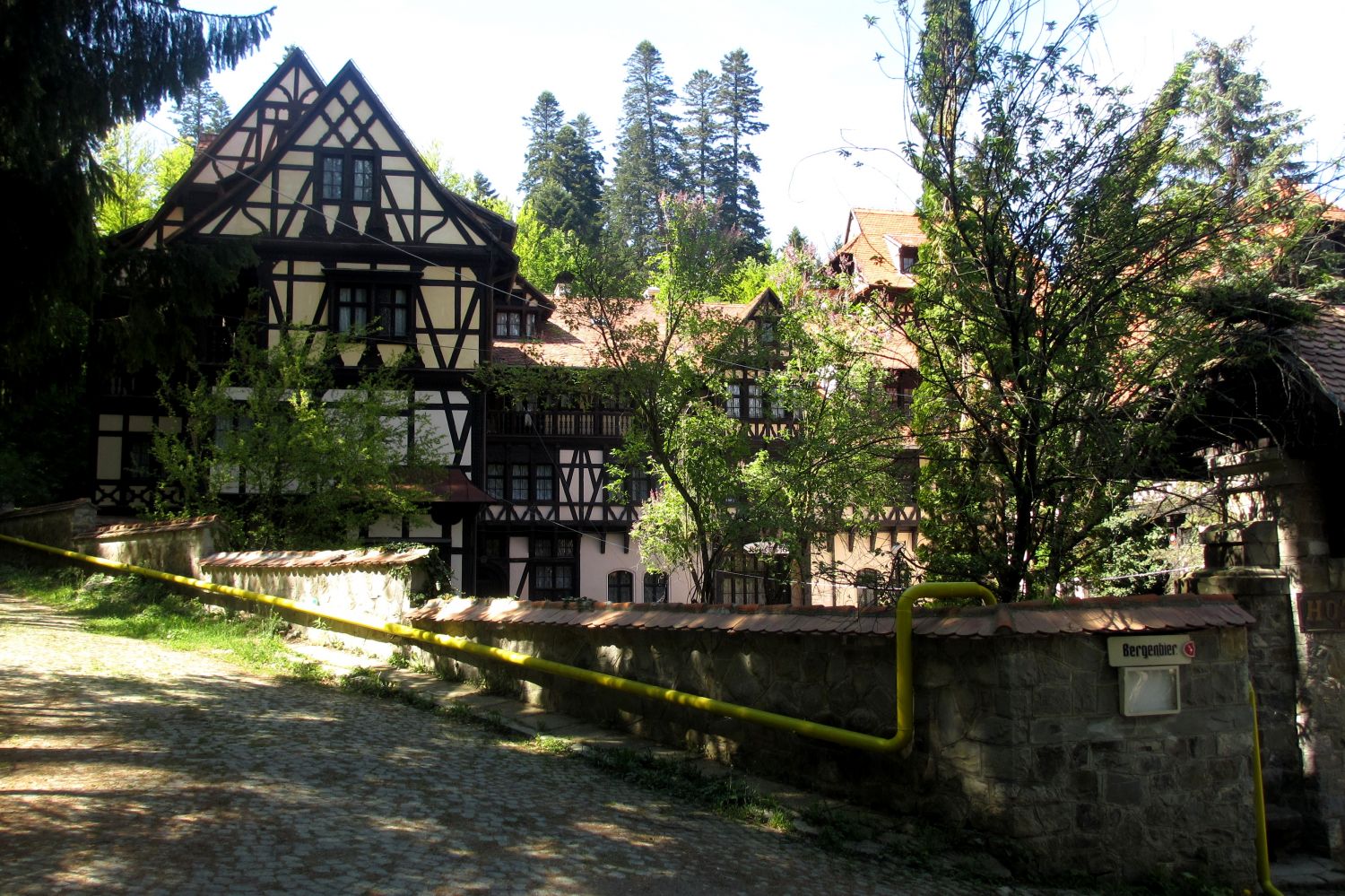 Wirtschaftsgebäude beim Schloss Peles, Sinaia- Walachei