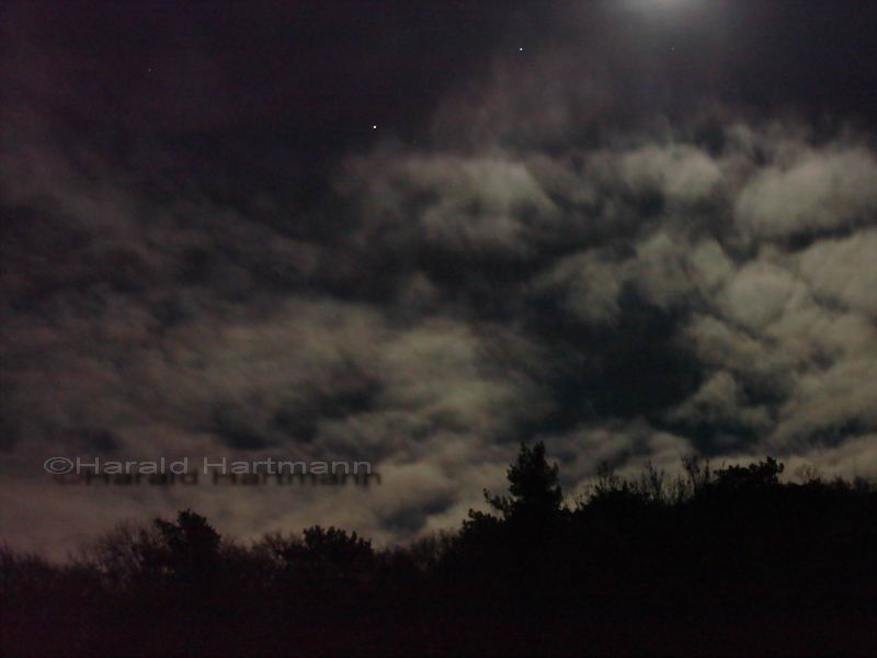 Wolken im Mondlicht