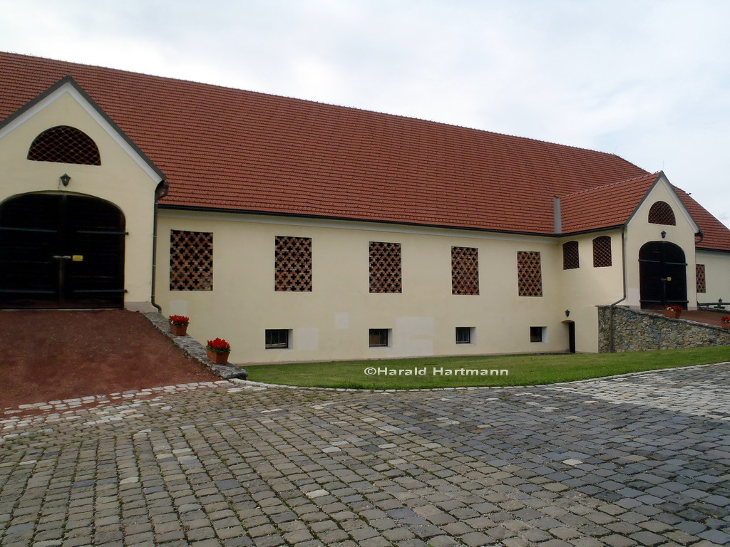 Ziegelgitterfenster Goggerwenig 4