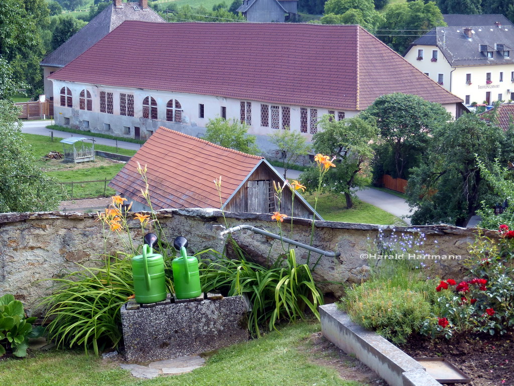 Ziegelgitterfenster Treffling