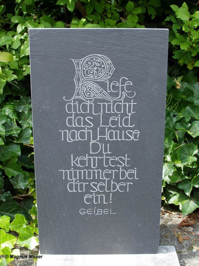 Zitate auf Schieferplatten