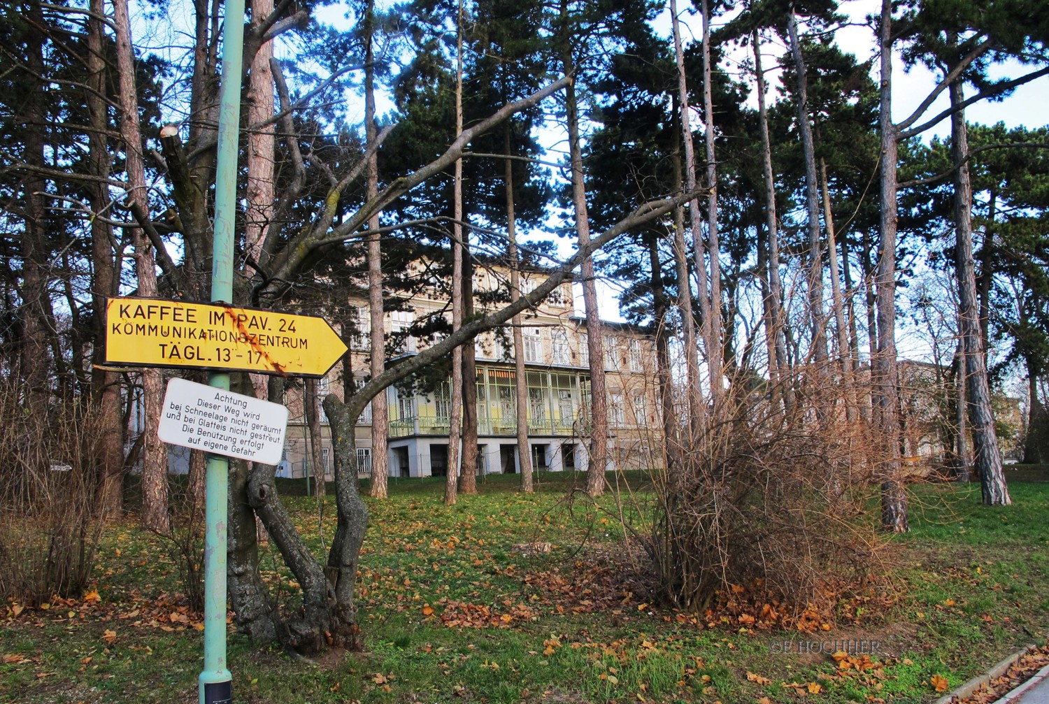 Zum Kommunikationszentrum im Otto-Wagner-Spital